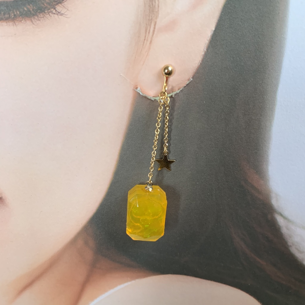 KIRA・ KIRAモチーフイヤリング