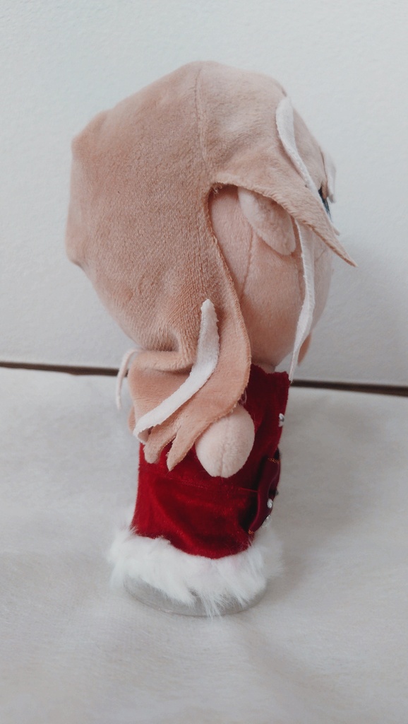 【新作】15~17センチぬい服 ふわふわファー サンタ風🎅ぬいケープ