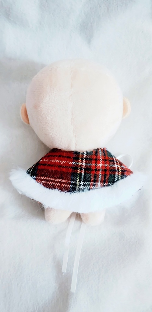 【先取りクリスマス⁉🎄】10センチ〜12センチぬい服 チェック柄ケープ&スカートandヘッドドレス🩷