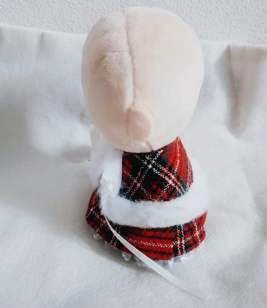 【先取りクリスマス⁉🎄】10センチ〜12センチぬい服 チェック柄ケープ&スカートandヘッドドレス🩷