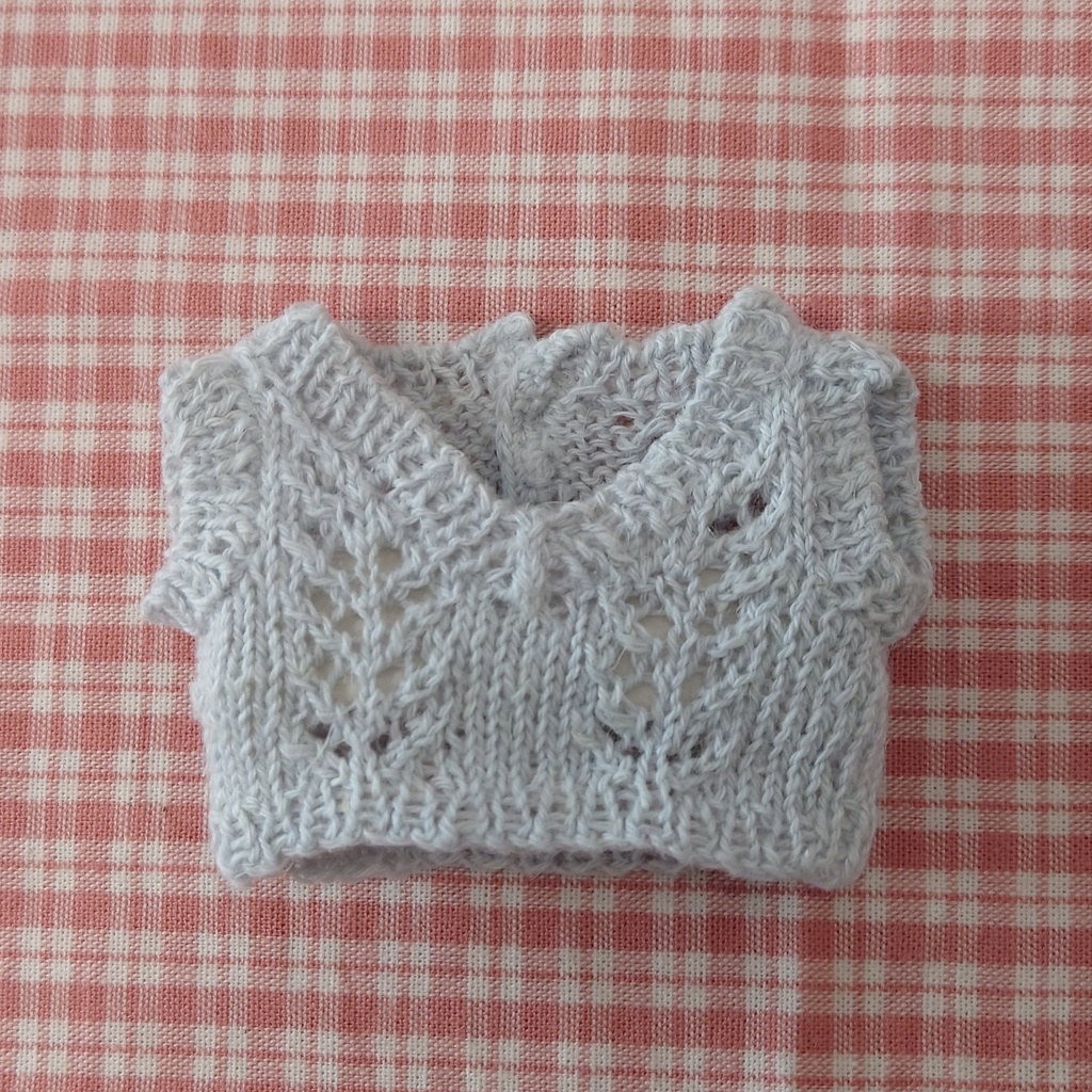 透かし編みのサマーベスト(大)