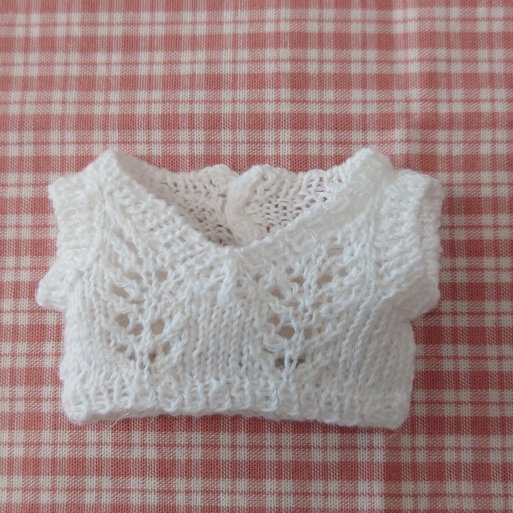 透かし編みのサマーベスト(大)