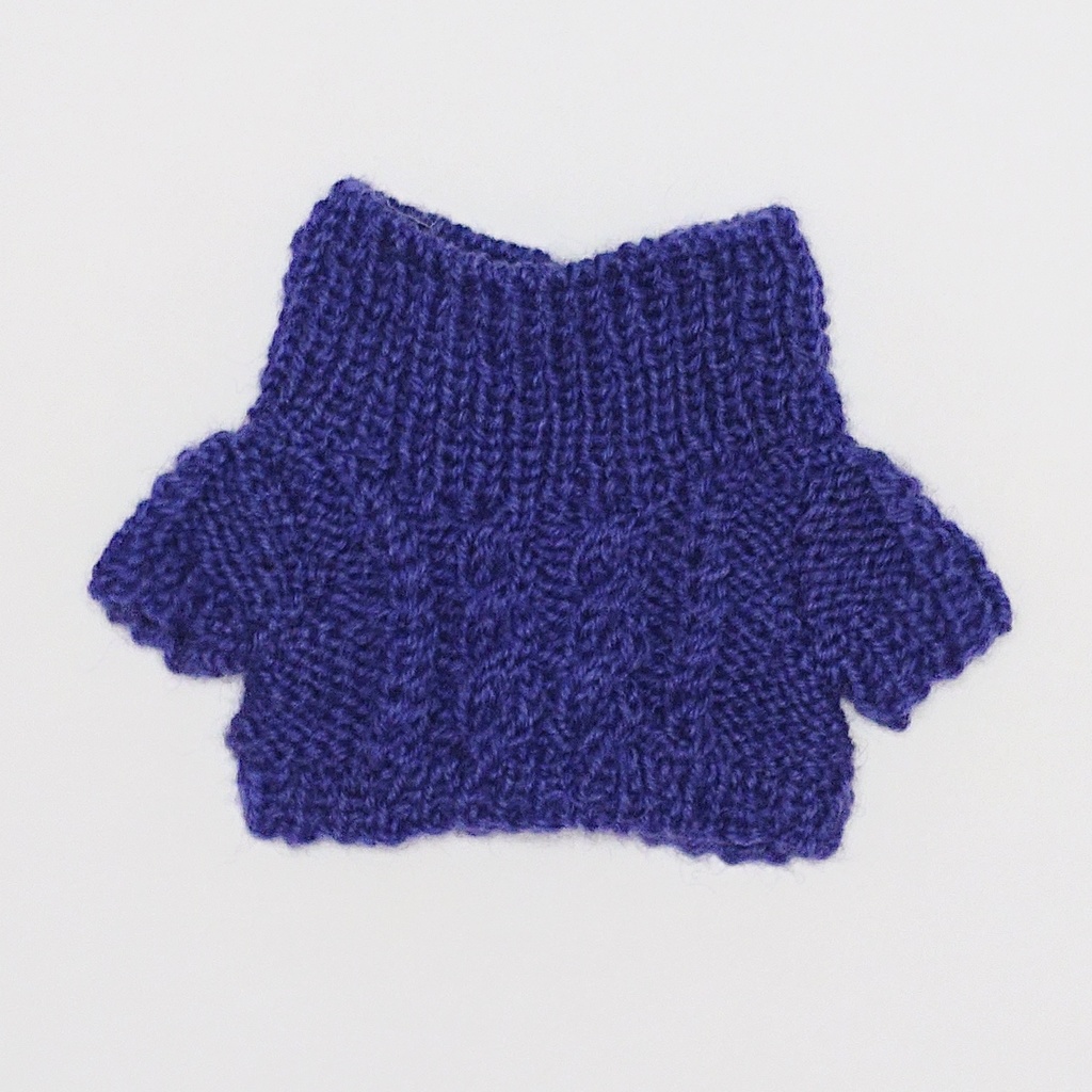 ケーブル模様の2wayセーター(ブルー)