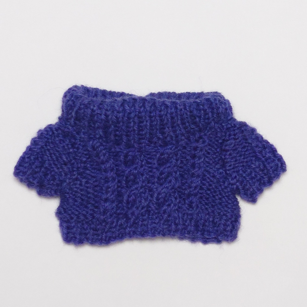 ケーブル模様の2wayセーター(ブルー)