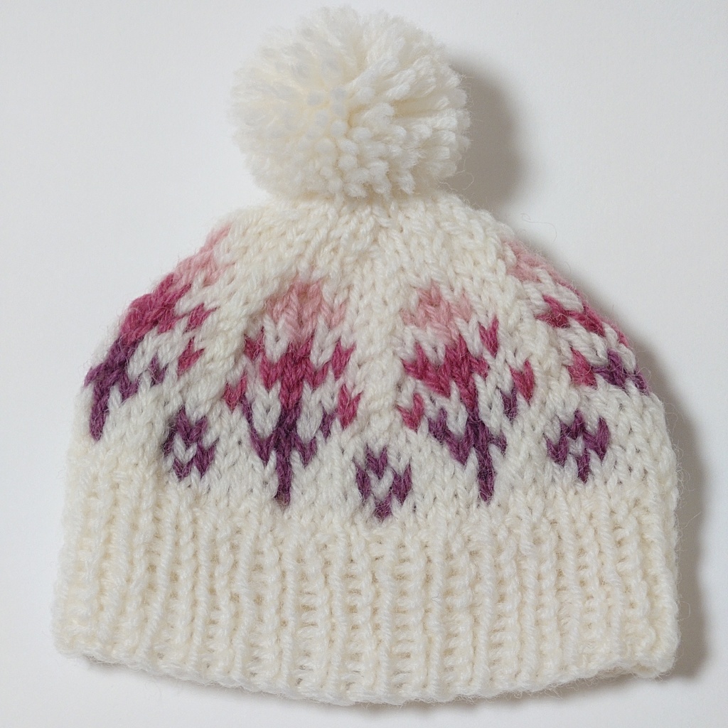 編み込み模様のポンポン帽子(小)
