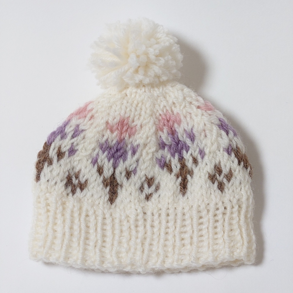 編み込み模様のポンポン帽子(小)