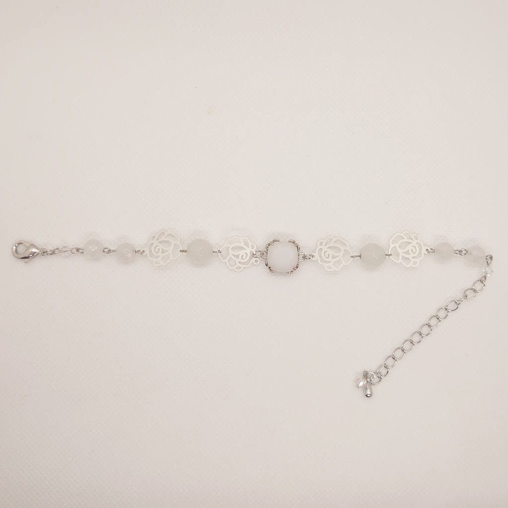 ホワイトジェイド・ローズブレスレット