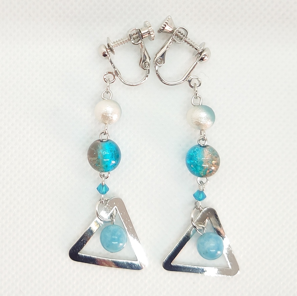 ミルキーブルークォーツイヤリング