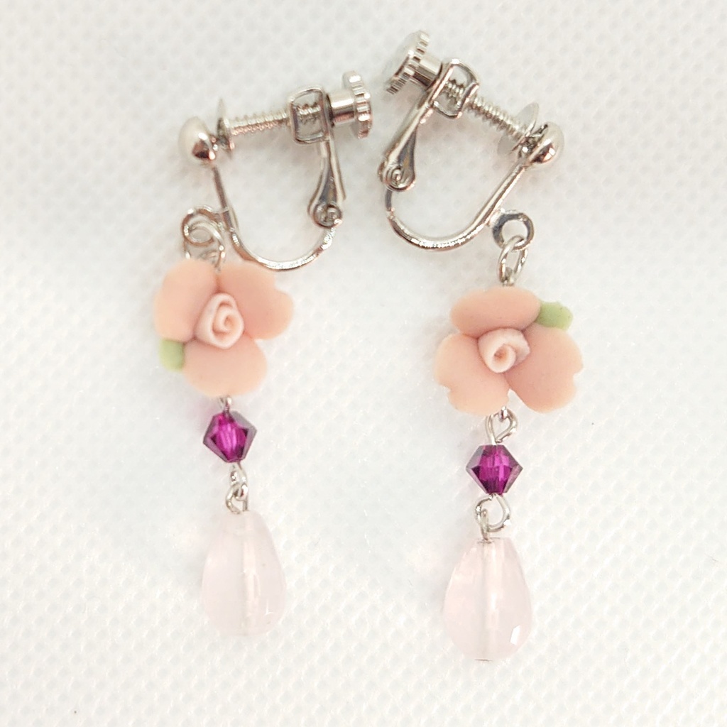 ローズクォーツ・フラワーイヤリング