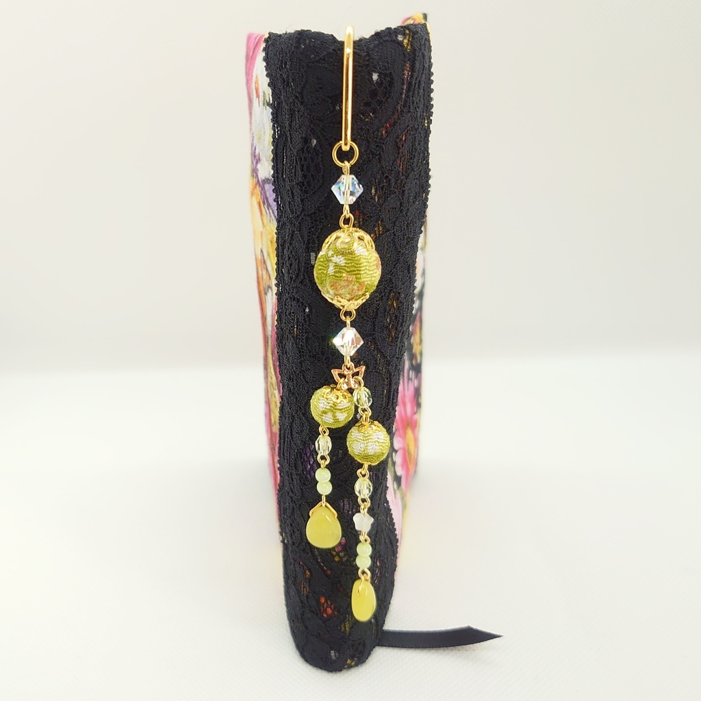 アップルグリーンブックマーカー