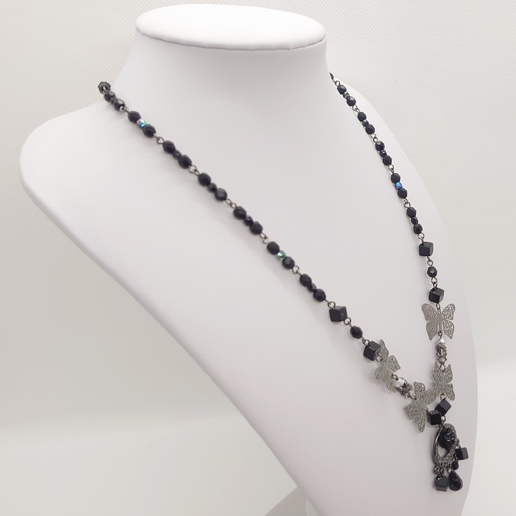 オニキス・蝶ネックレス