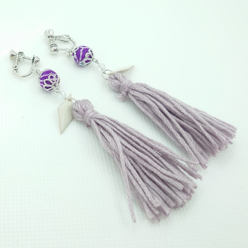 ブルートパーズ・紫ちりめん・ラヴェンダータッセルイヤリング