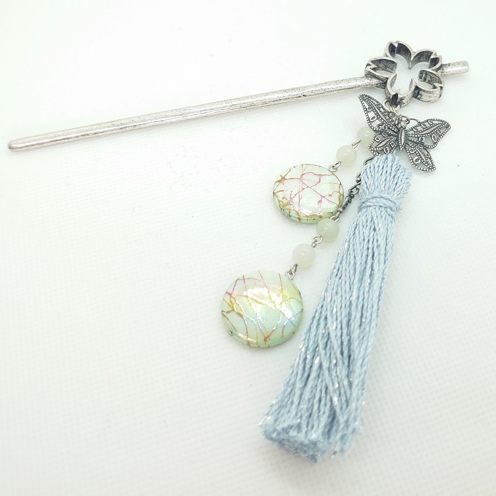 蝶・シェル・パールブルータッセル桜簪