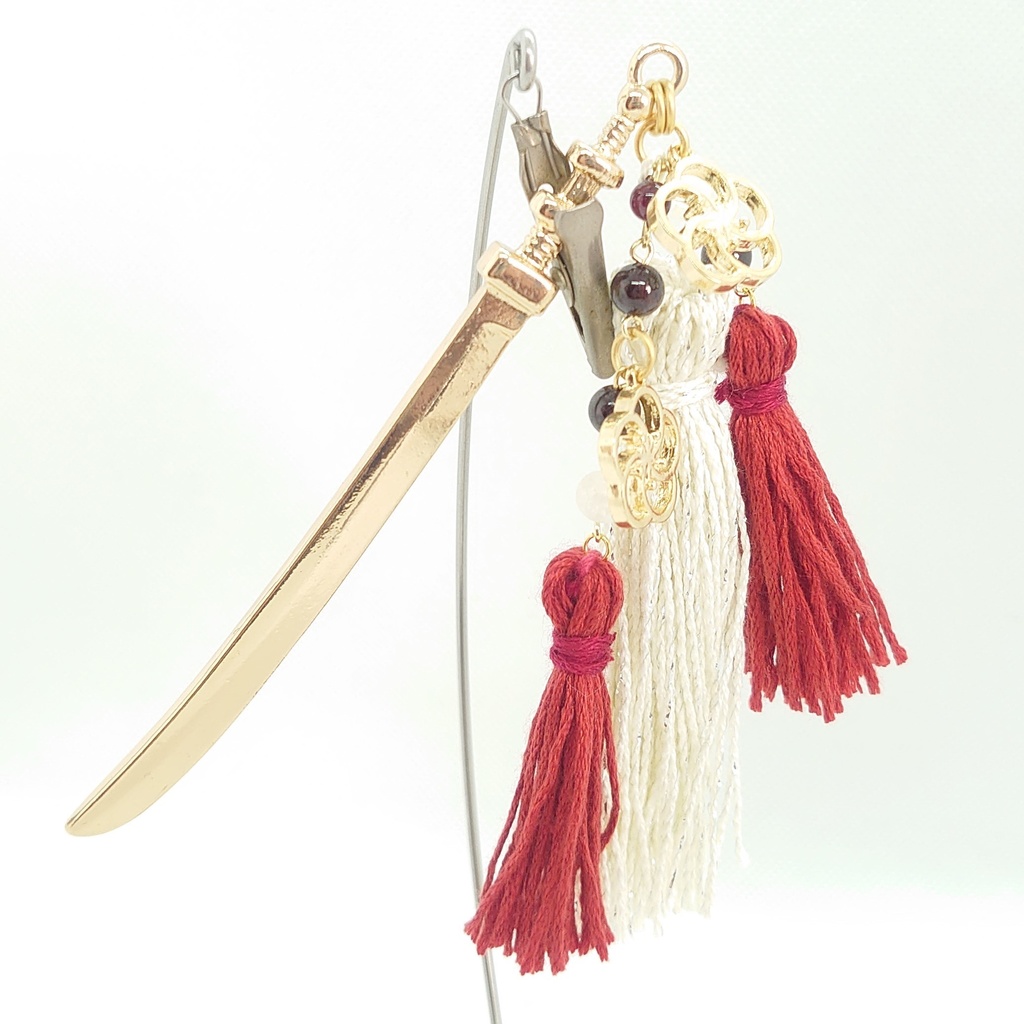 紅梅白梅タッセル刀簪