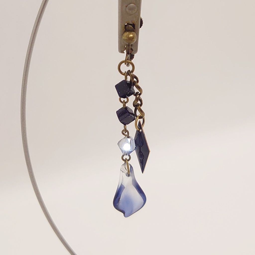 カラーモチーフイヤリング