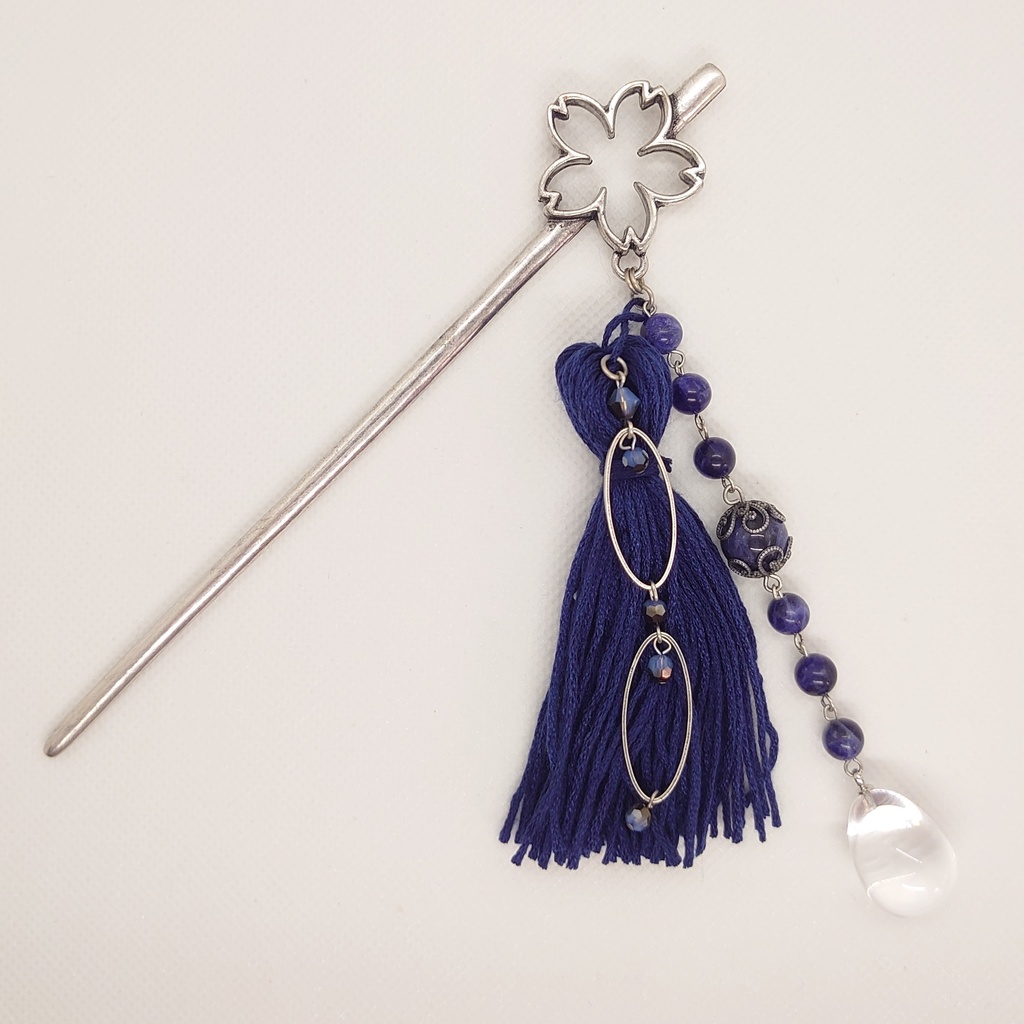 ソーダライト・タッセル桜簪