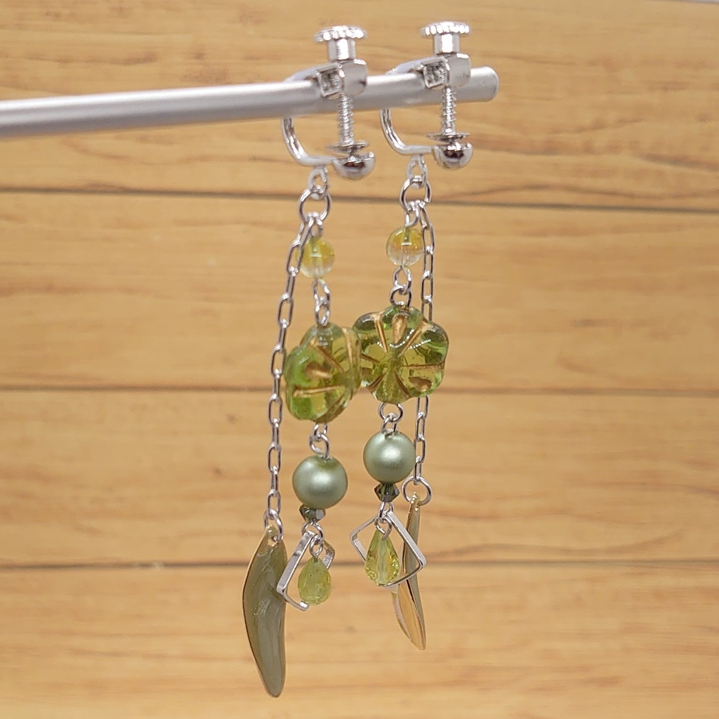 ツキウタ。・Six Gravity弥生春イメージイヤリング