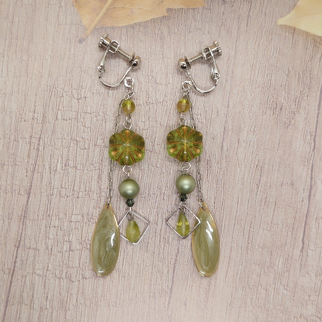 ツキウタ。・Six Gravity弥生春イメージイヤリング