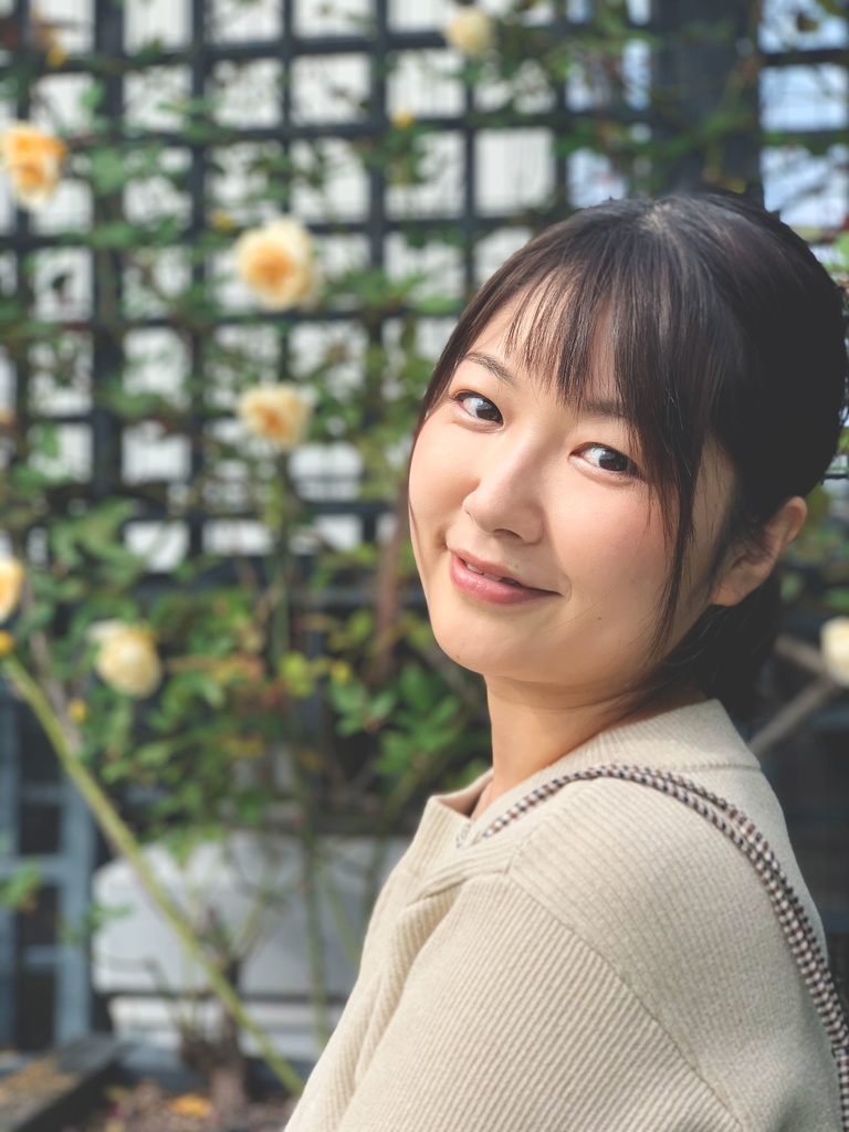 井ノ上奈々 デジタル写真集『ナナイロノキセツ』