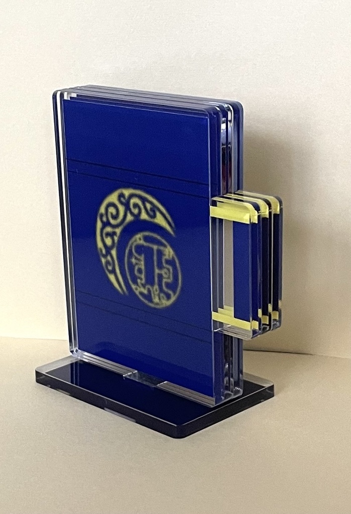 3層アクリルスタンド