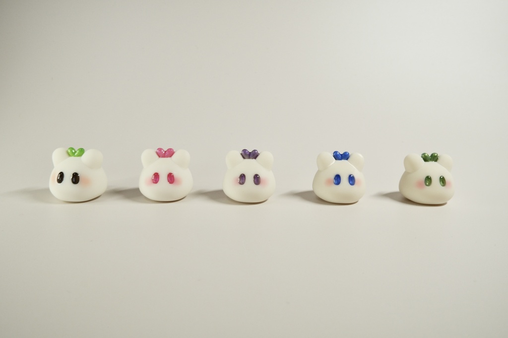 【ガチャ】新作✨キラキラおめめのミニフィギュア(全6種)