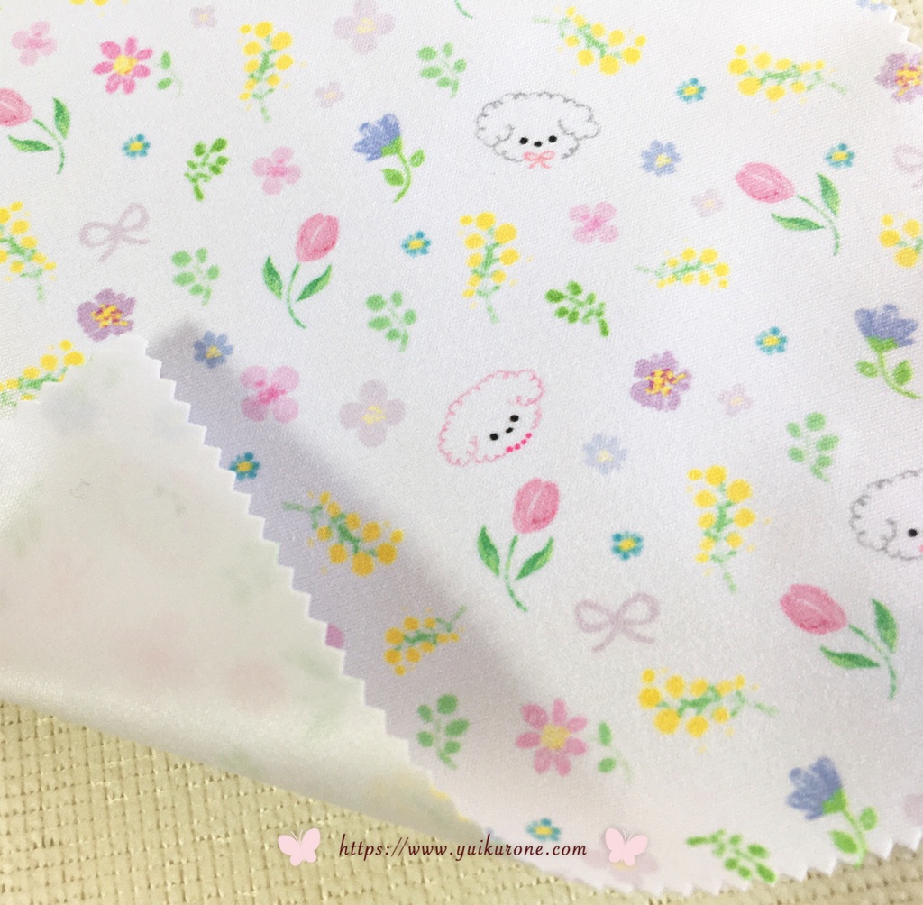 《新作》お花とトイプードル柄*クリーニングクロス・メガネ拭き