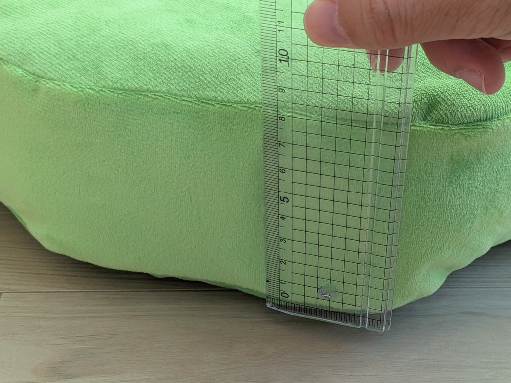 ナウルくんクッション