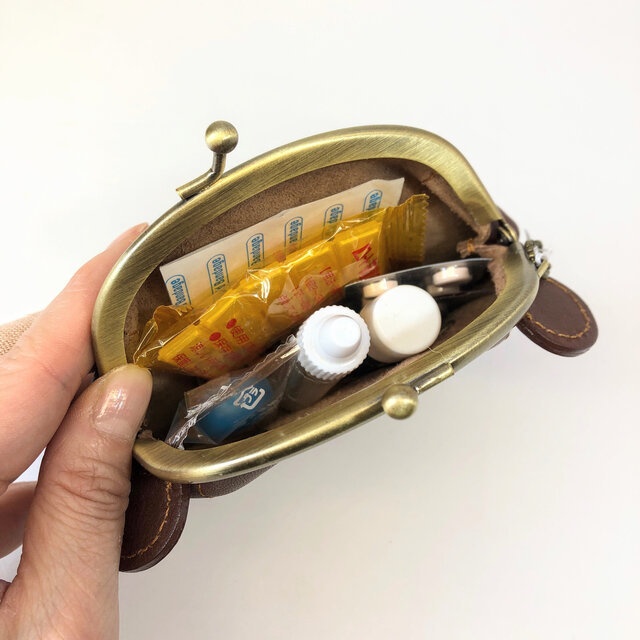 【送料無料】くま好きさんのがま口 えびちゃいろ