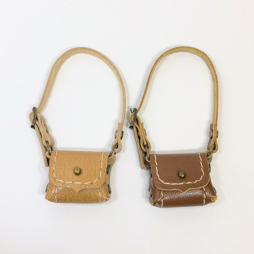 【送料無料】革のバッグ ベージュ 鞄 カバン