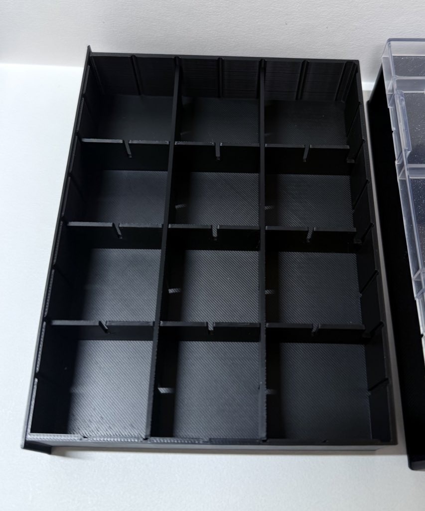 【受注生産】プラモデル展示スタンド兼収納箱 HeXATスタンド&ケース type.D ver.2.4