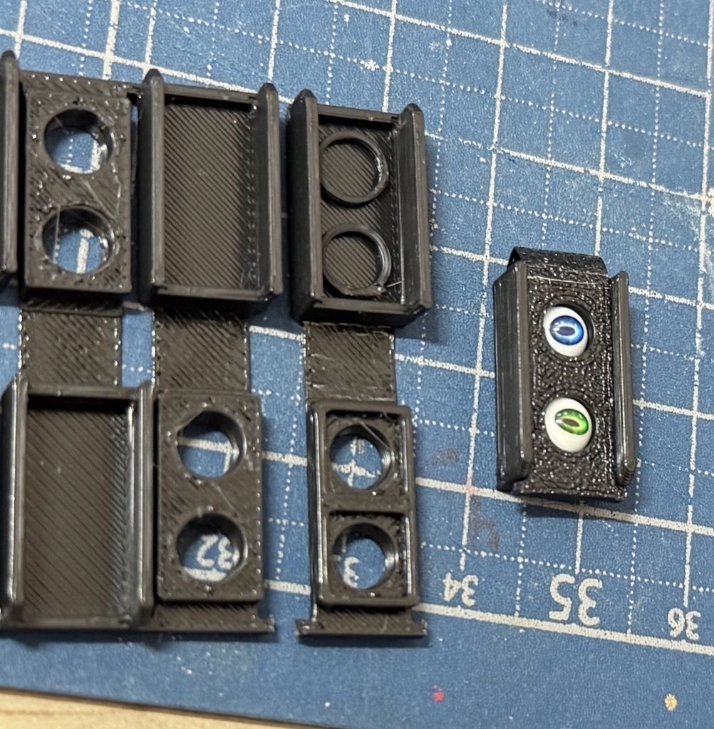 ドールアイgen.5用ドールアイホルダー