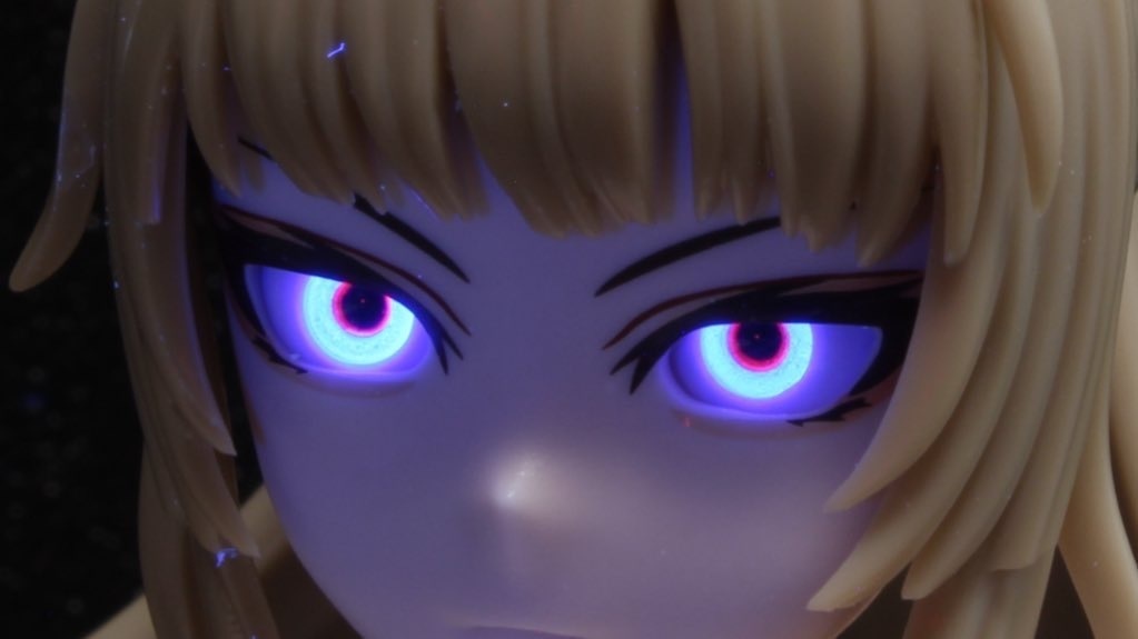 特別使用ドールアイ(gen.6真円小2.3 虹彩(アイスシルバー×C黒1×蛍光青)×蛍光赤輪×瞳孔黒×白眼球)