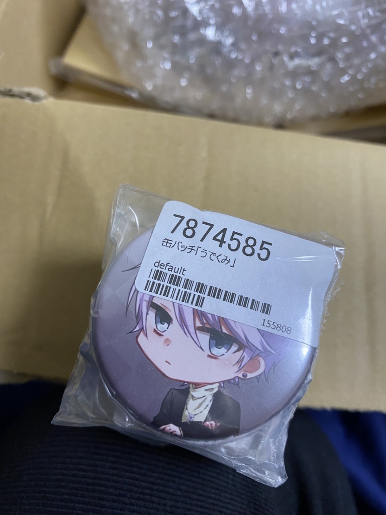 腕組み缶バッチ　業者向け(18個セット)