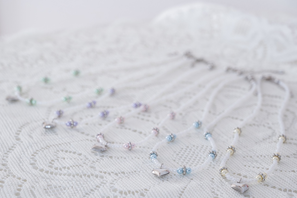 推し国カラーなネックレス