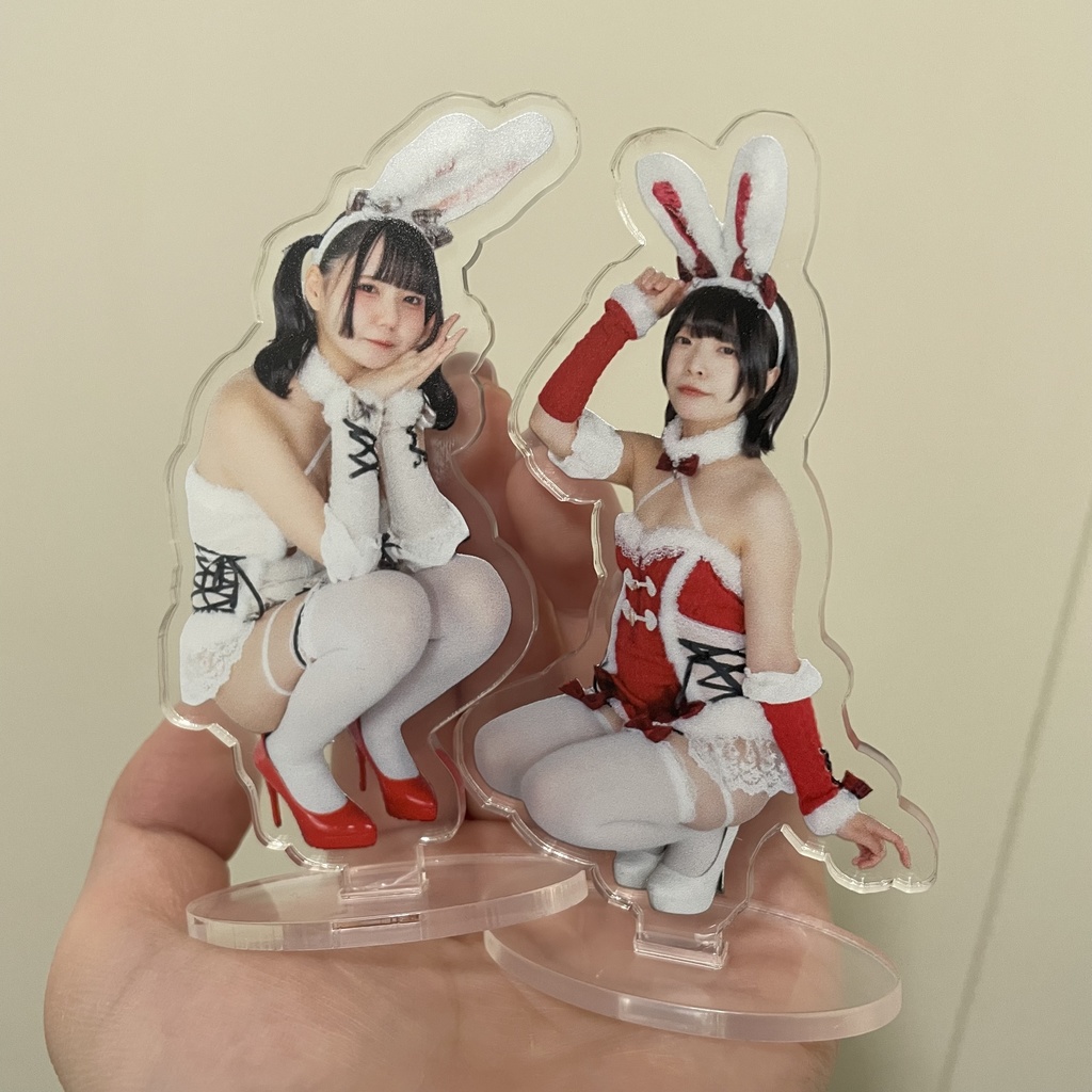 クリスマスバニーアクスタ