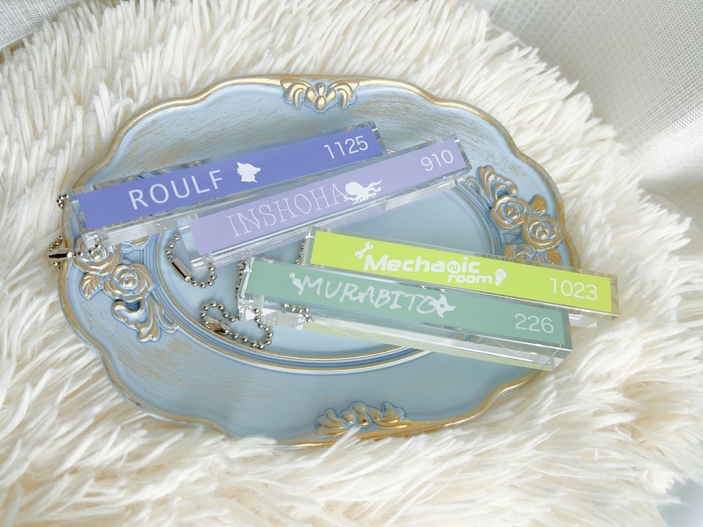 Dyticaルームキー風アクリルキーホルダー