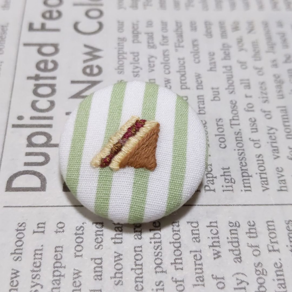 シベリアの刺繍バッジ