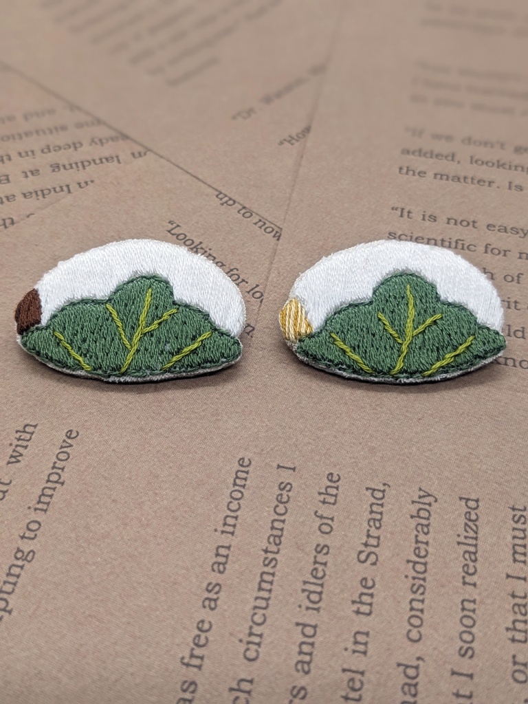 柏もちの刺繍ブローチ