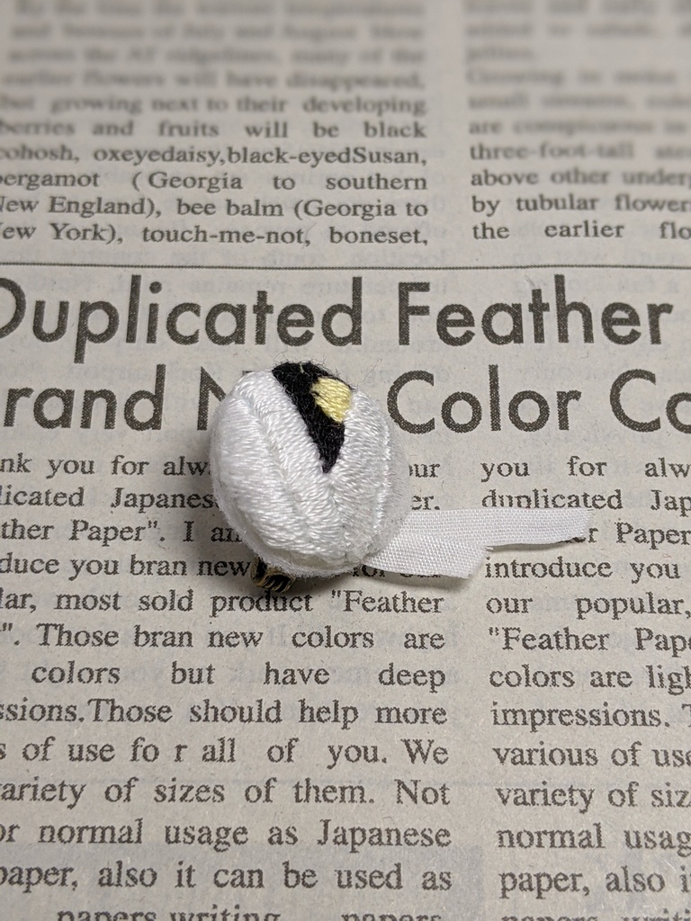 木乃伊の刺しゅうブローチ