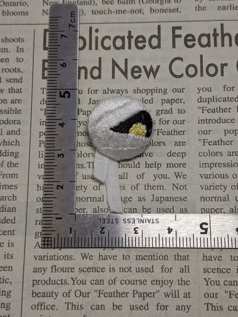 木乃伊の刺しゅうブローチ