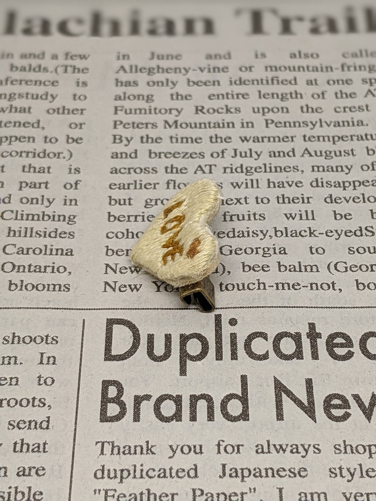 ハートチョコ刺しゅうブローチ