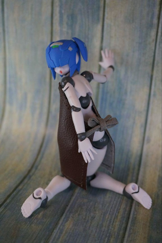 【ハンドメイド】1/12程度 美プラ・フィギュア・ドール向け革風エプロン