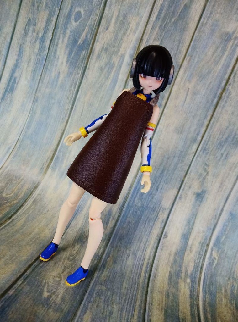 【ハンドメイド】1/12程度 美プラ・フィギュア・ドール向け革風エプロン