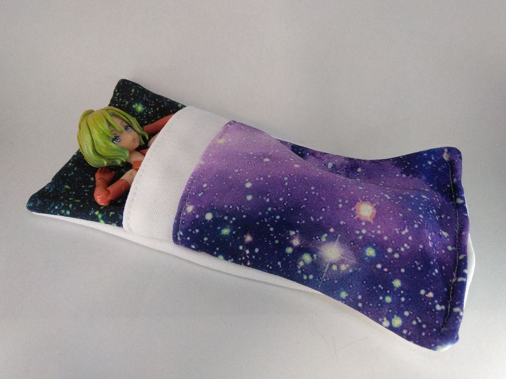 【ハンドメイド】1/12程度 美プラ・ドール向け 布団風ポーチ【宇宙柄】