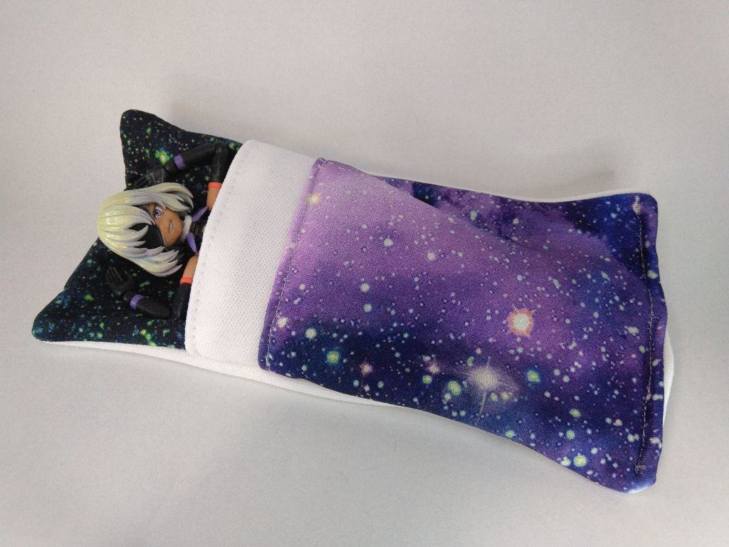 【ハンドメイド】1/12程度 美プラ・ドール向け 布団風ポーチ【宇宙柄】