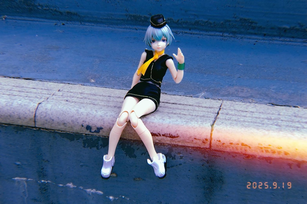 【ミニチュア・ハンドメイド】1/12サイズ向け/添乗員さん風衣装