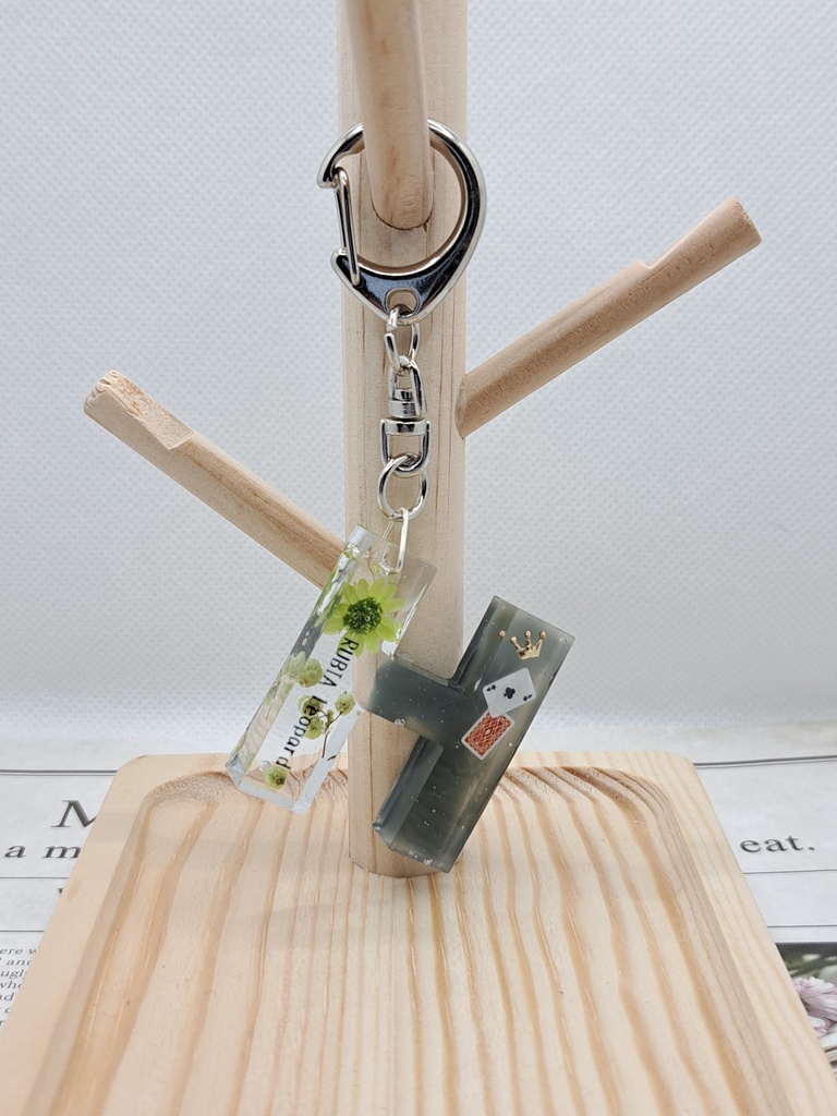 イニシャルキーホルダーType.RL