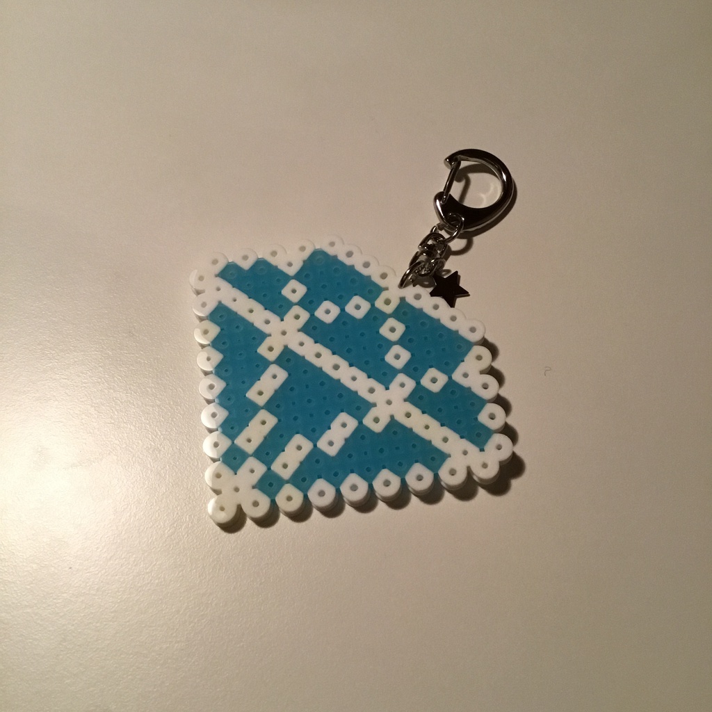 光る!2Dダイヤモンドキーホルダー