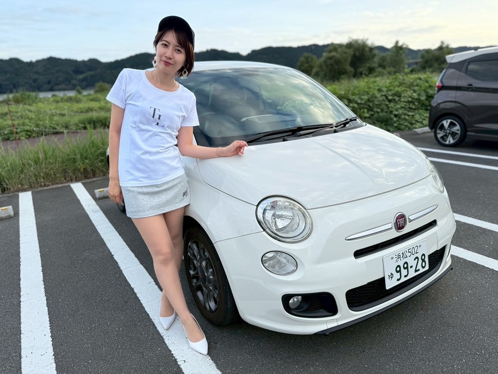 レディース【トレンチライフ・ロゴ中央】オリジナルロゴTシャツ