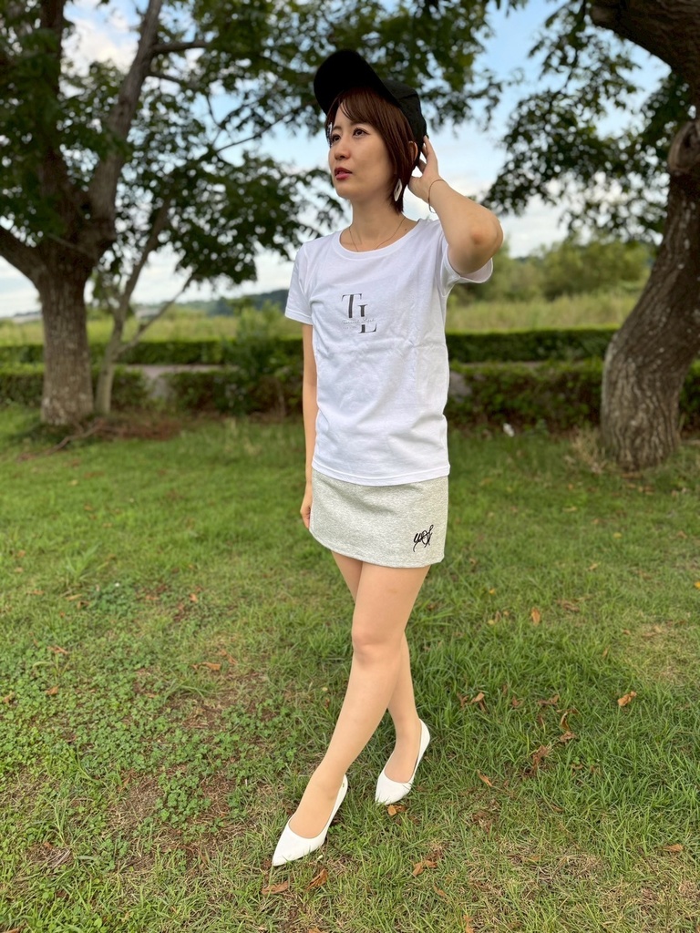 レディース【トレンチライフ・ロゴ中央】オリジナルロゴTシャツ